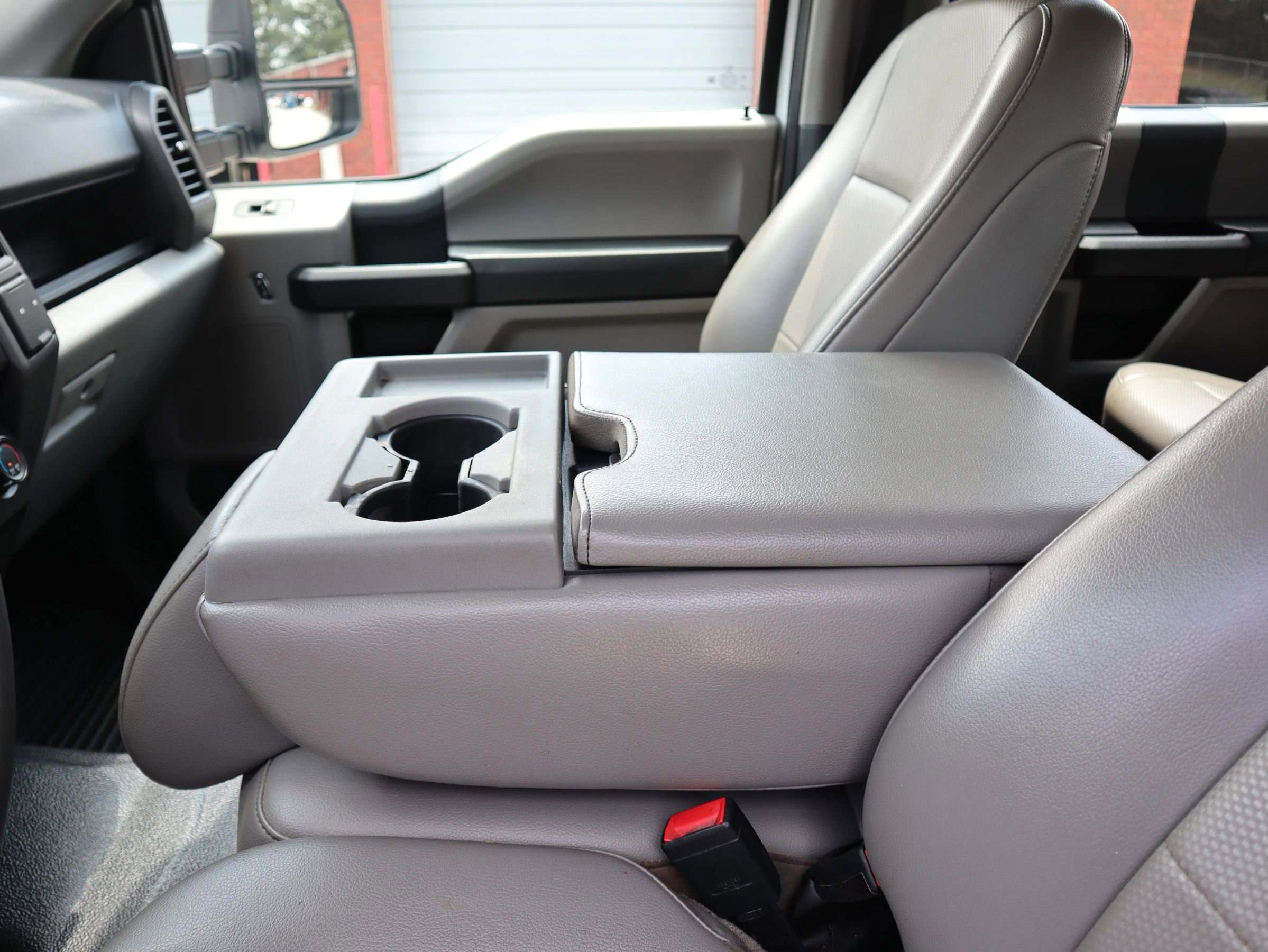 Used 2022 Ford F550 4x4 Crew Cab Super Duty w/ Power Equipment Group image 24