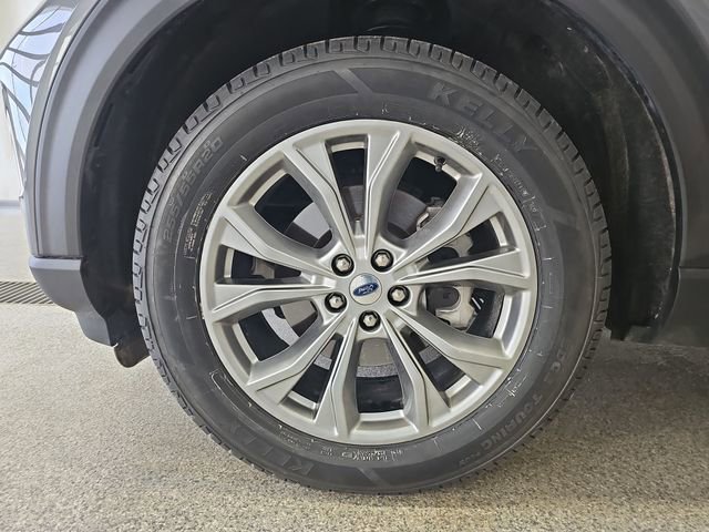 Certified 2023 Ford Explorer Limited w/ Class IV Trailer Tow Package AWD/4WD image 25