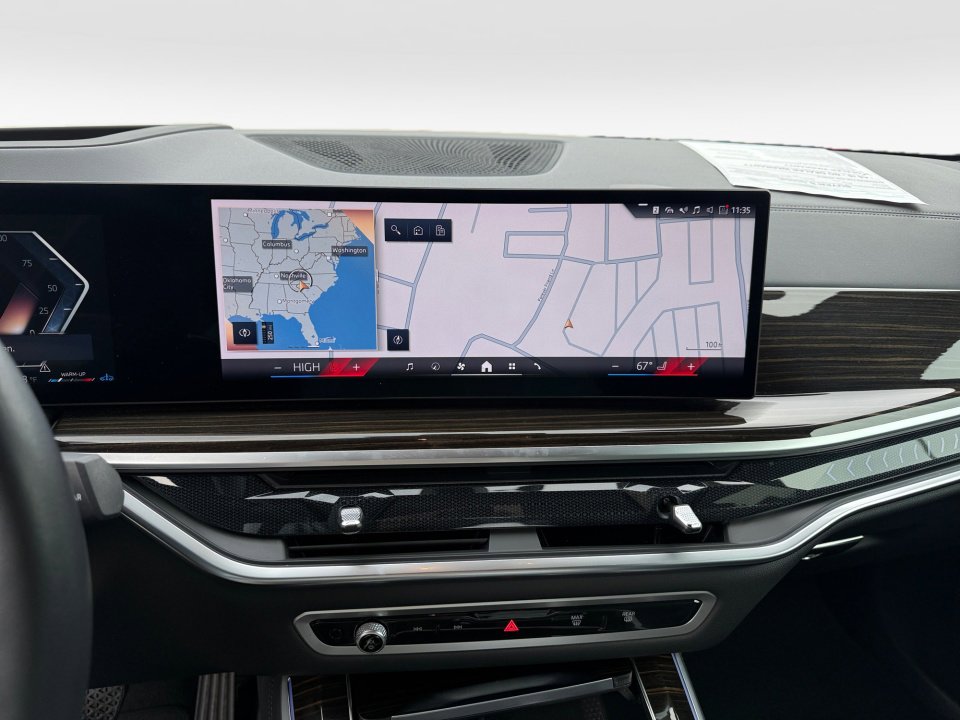 Used 2024 BMW X5 xDrive40i w/ Premium Package image 17