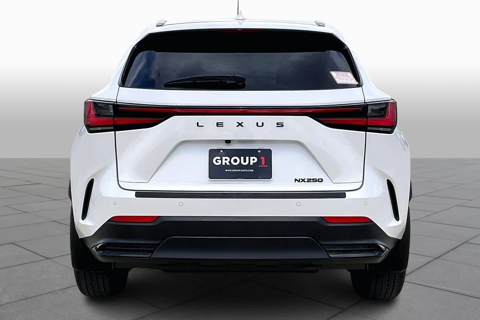 Used 2025 Lexus NX 250 FWD w/ Accessory Package (2T) image 5