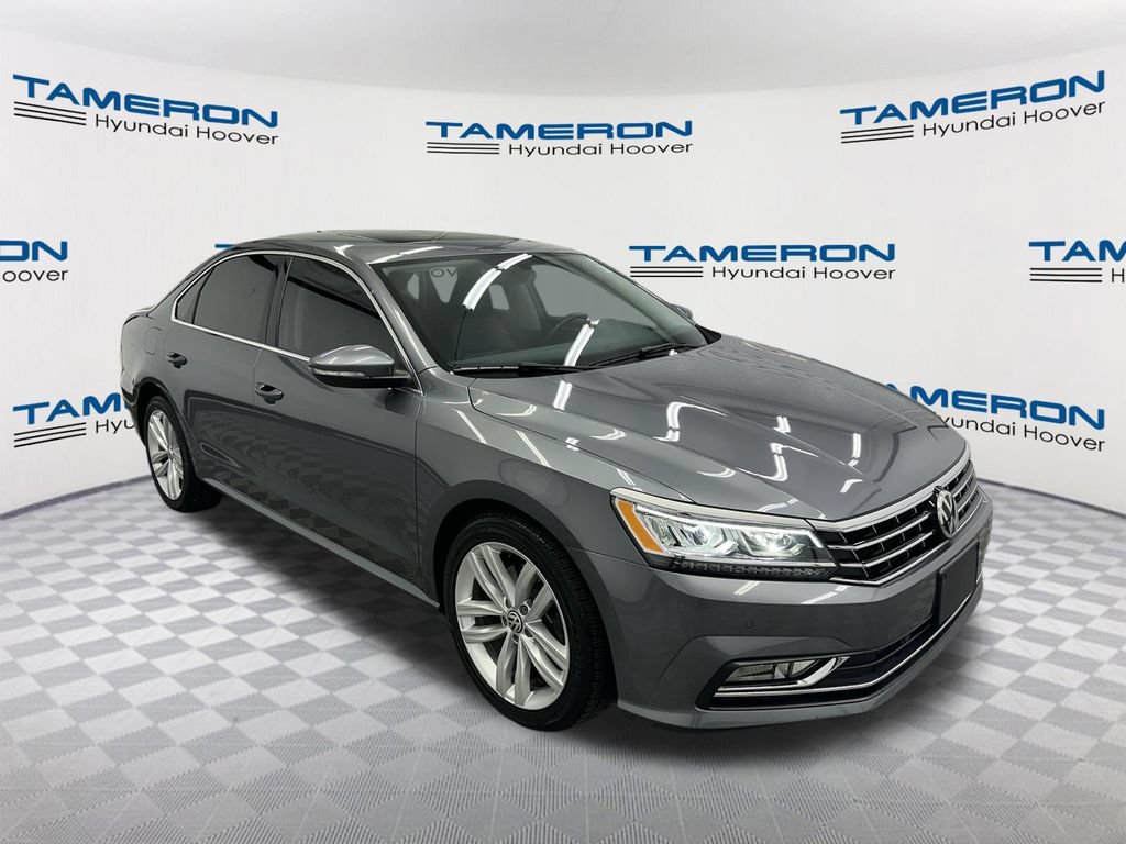 Used 2018 Volkswagen Passat 2.0T SE FWD image 7