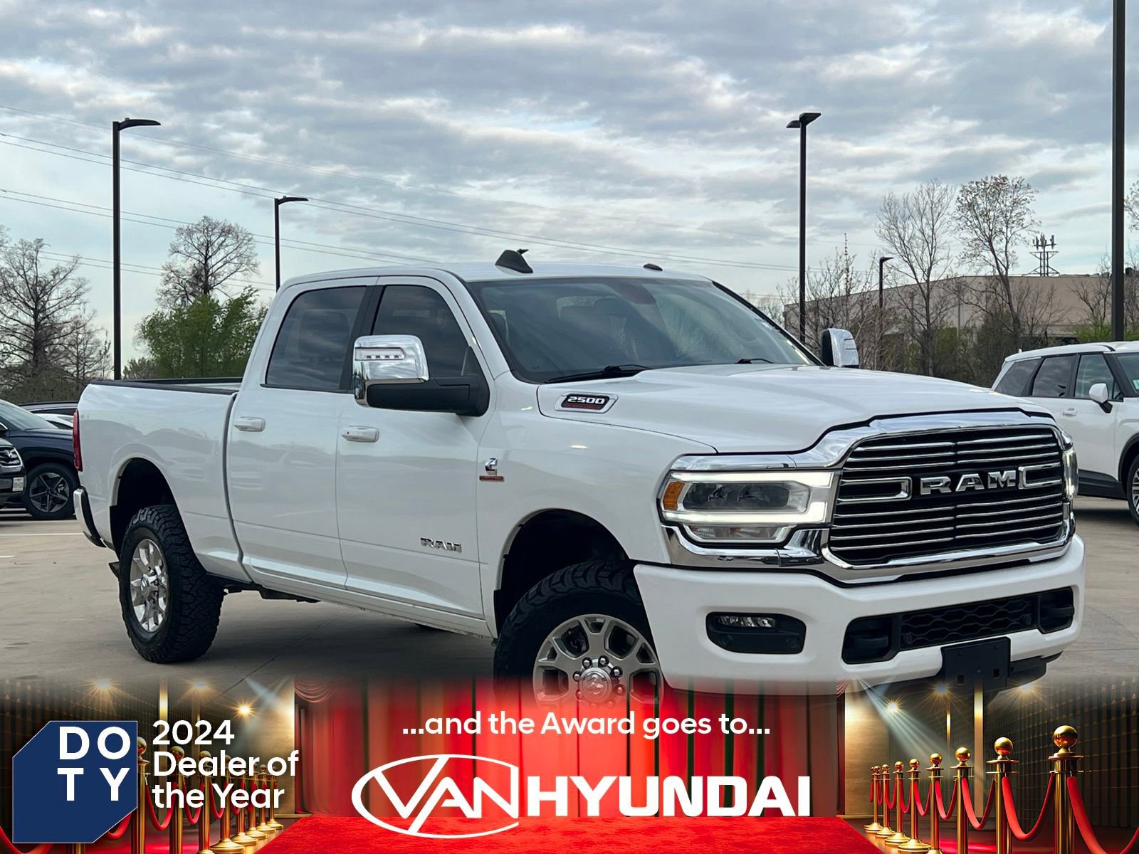 Used 2024 RAM 2500 Laramie AWD/4WD image 1