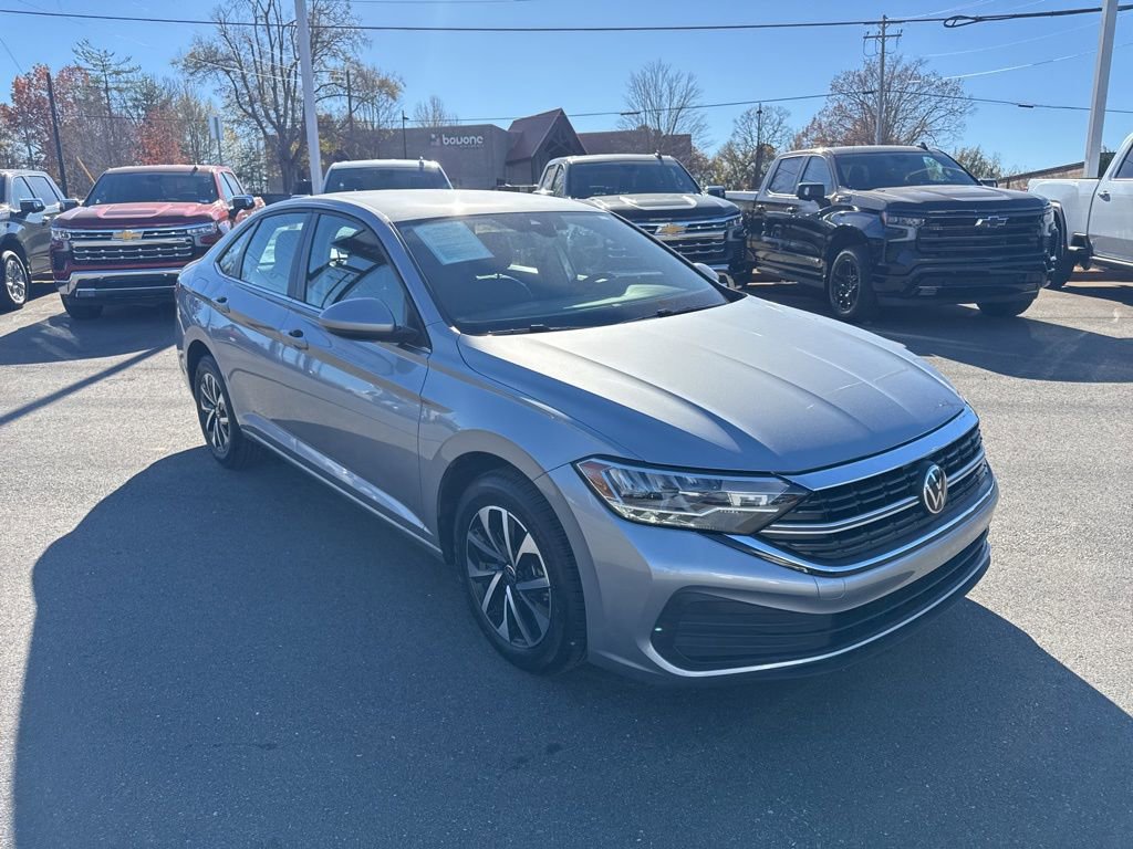 Used 2024 Volkswagen Jetta S image 7