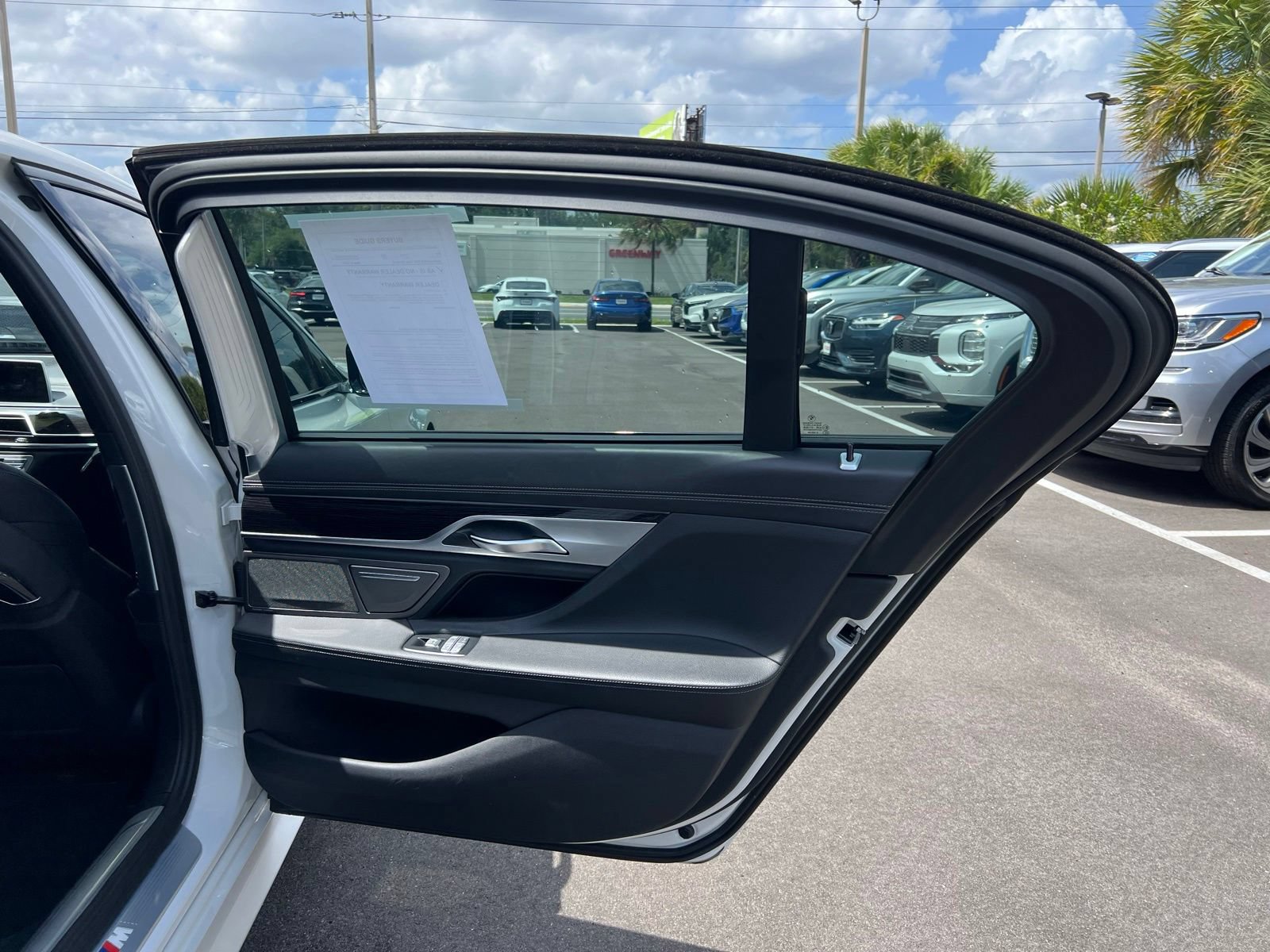 Used 2018 BMW 740e xDrive w/ M Sport Package AWD/4WD image 52