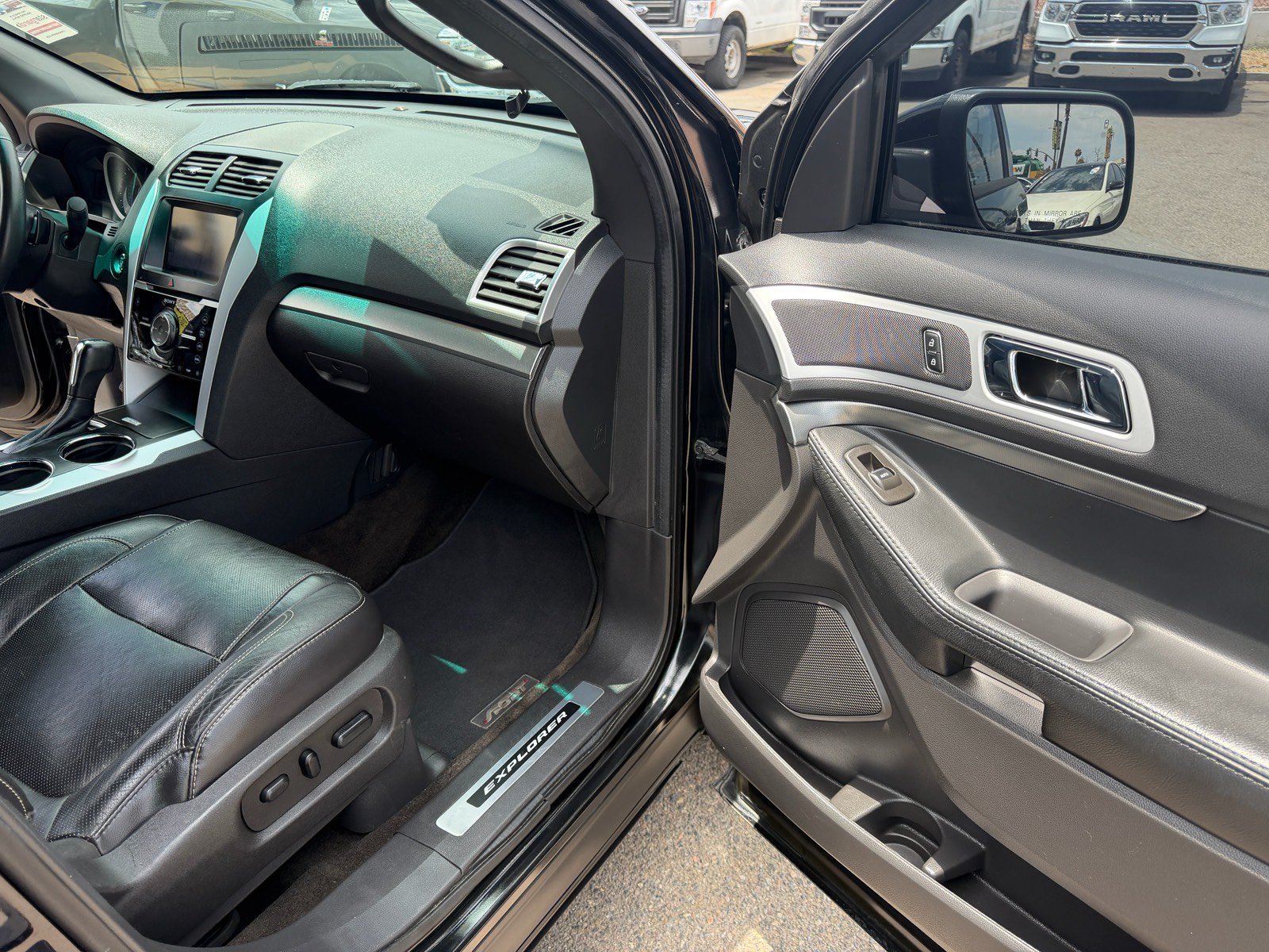 Used 2013 Ford Explorer Sport AWD/4WD image 19