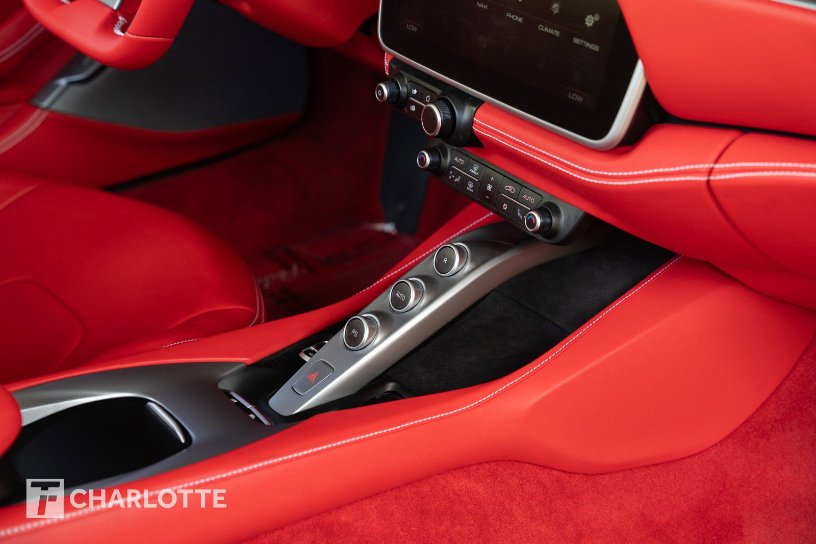 Used 2019 Ferrari Portofino image 36
