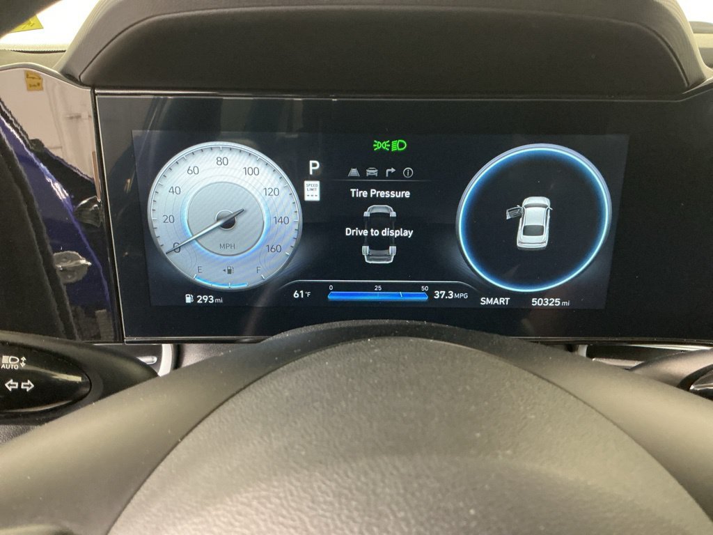 Used 2024 Hyundai Elantra SEL FWD image 16