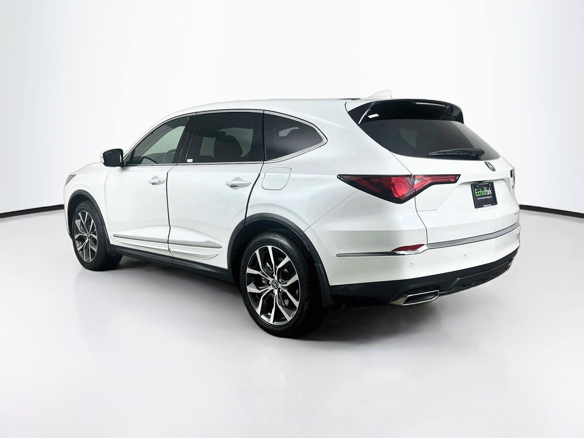 Used 2022 Acura MDX w/ Technology Package AWD/4WD image 5