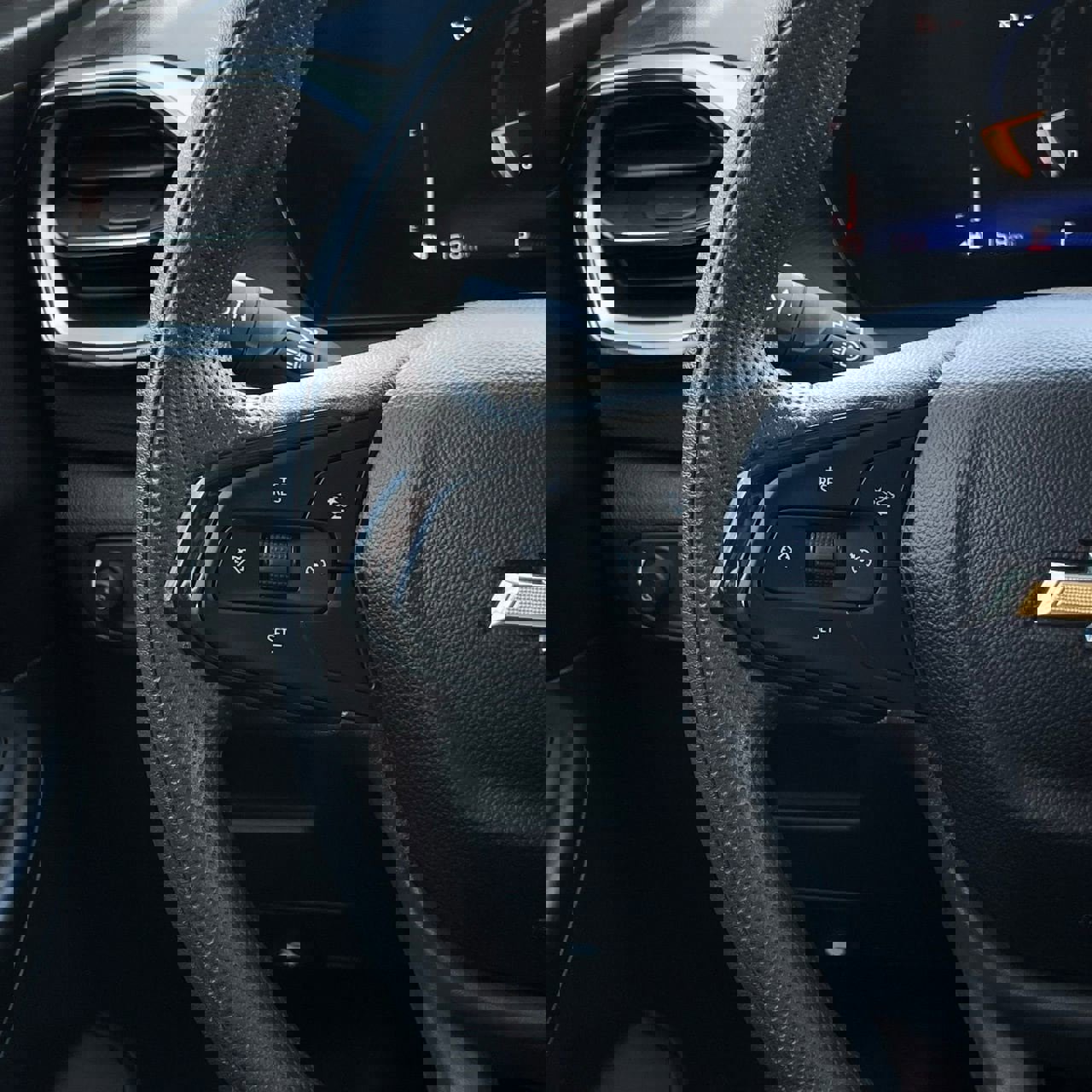 Used 2025 Chevrolet TrailBlazer LT image 14