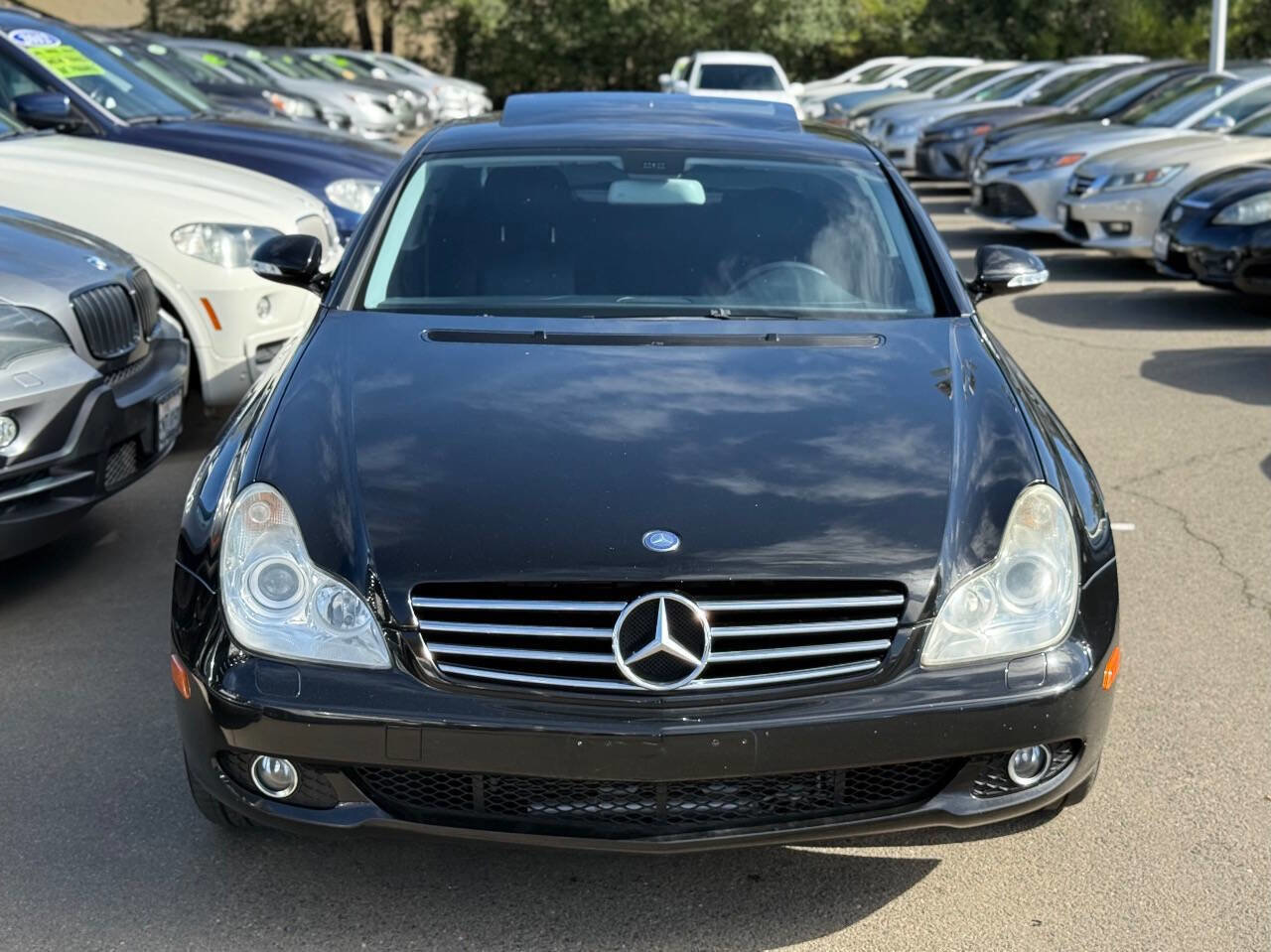 Used 2007 Mercedes-Benz CLS 550 image 3