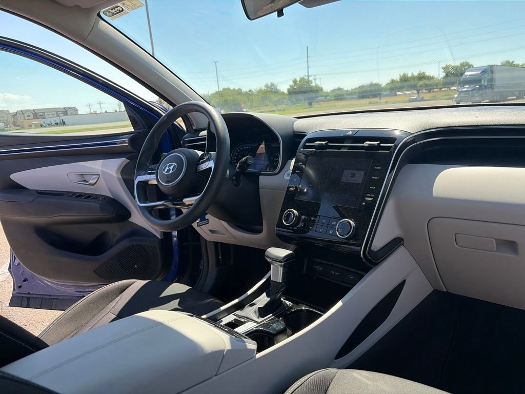 Used 2022 Hyundai Tucson SEL w/ Cargo Package AWD/4WD image 23