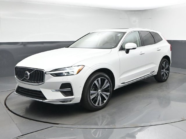 Used 2023 Volvo XC60 B5 Plus w/ Protection Package Premier FWD image 3