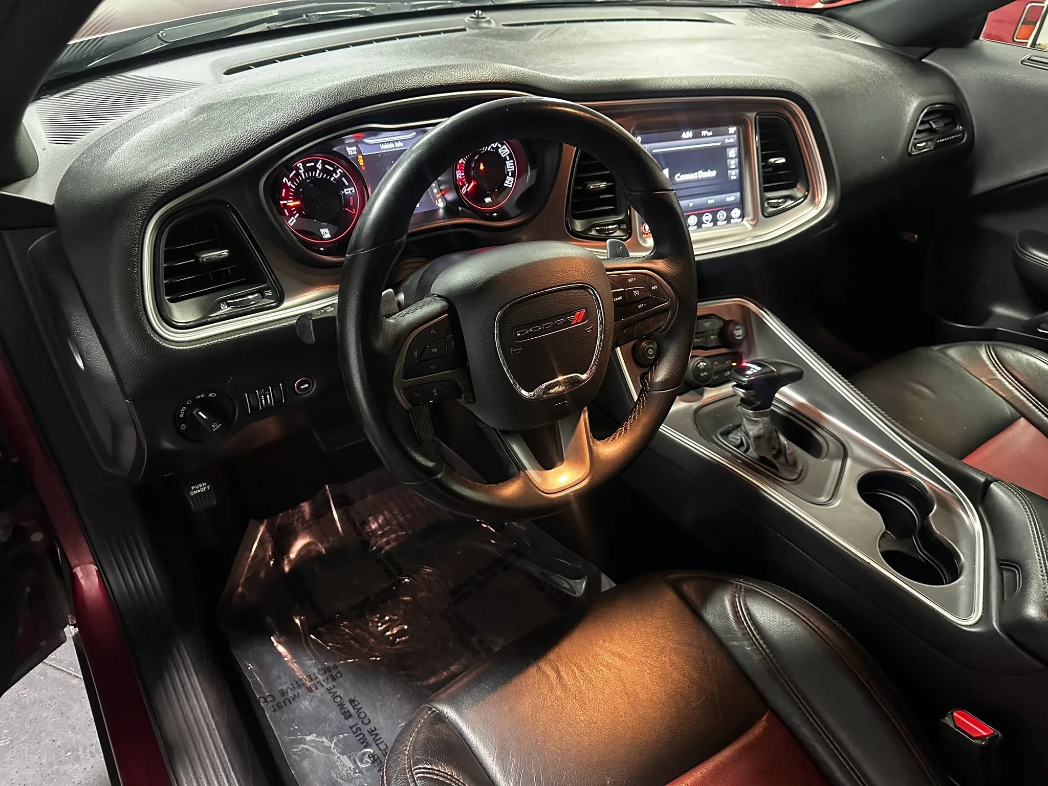 Used 2019 Dodge Challenger GT w/ Driver Convenience Group RWD image 8
