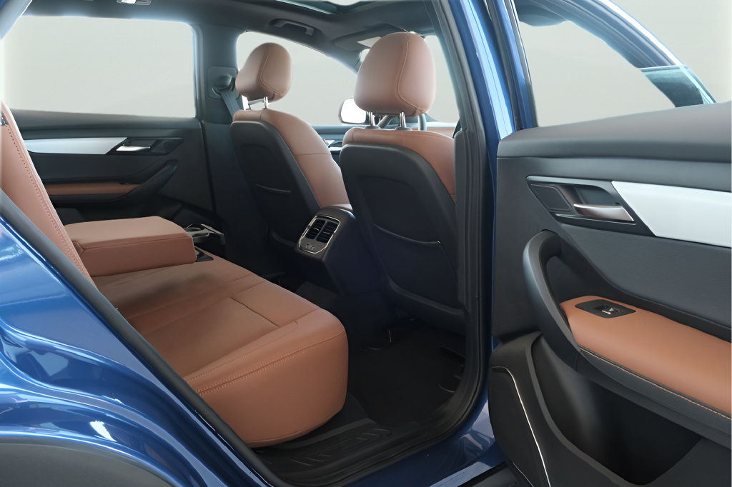 New 2025 VinFast VF 8 Plus AWD/4WD image 24