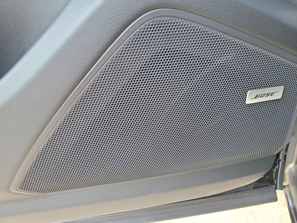 Certified 2025 Porsche Cayenne image 27