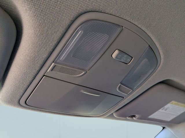 Used 2017 Hyundai Elantra SE image 22