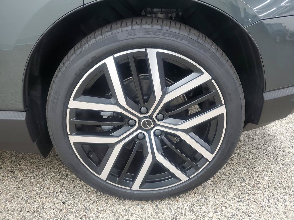 New 2027 Volvo EX60 Ultra AWD/4WD image 12