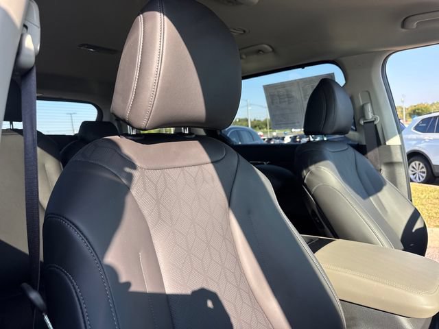 Certified 2026 Kia Carnival EX FWD image 24