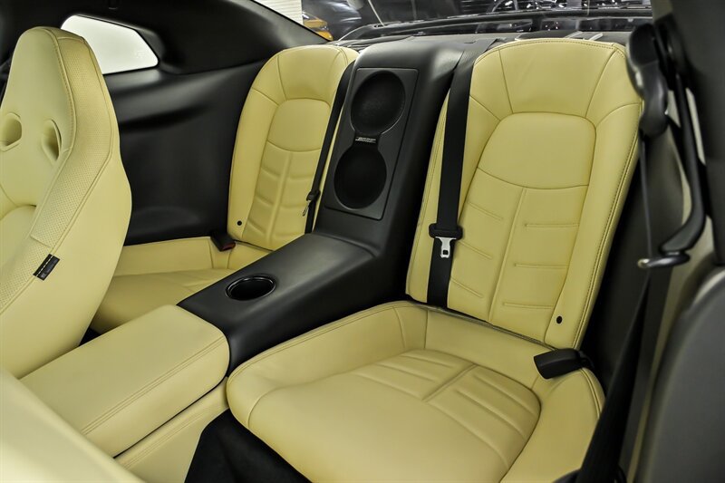 Used 2015 Nissan GT-R Premium AWD/4WD image 19