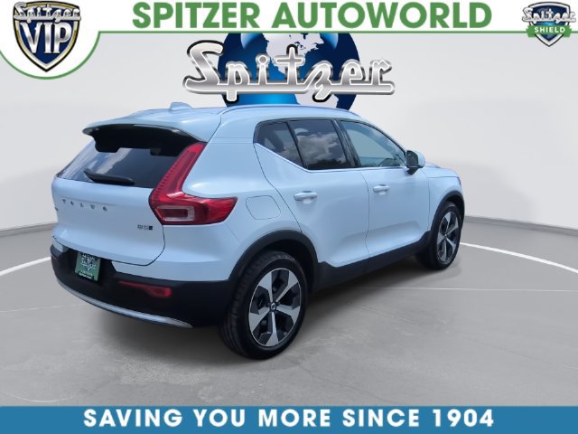 Used 2024 Volvo XC40 B5 Core AWD/4WD image 9