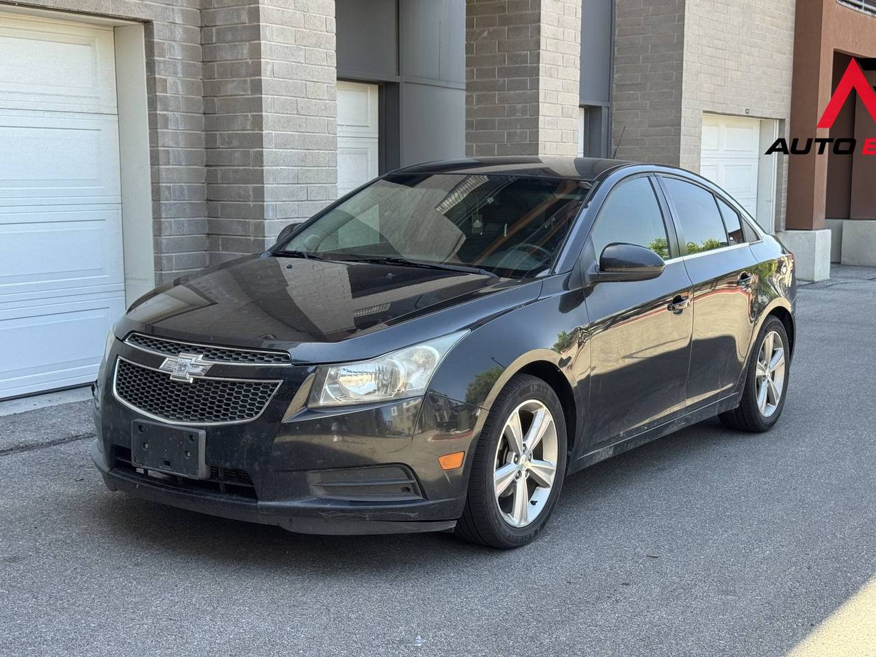 Used 2013 Chevrolet Cruze LT w/ Technology Package FWD image 1