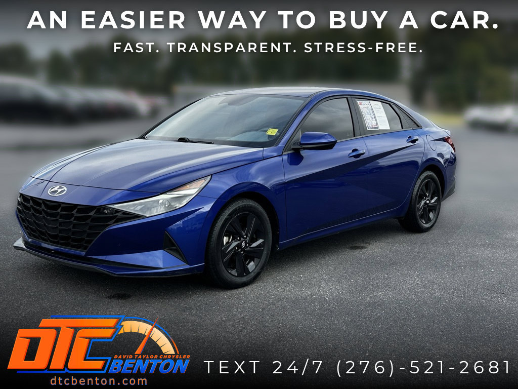 Used 2023 Hyundai Elantra SEL FWD image 3