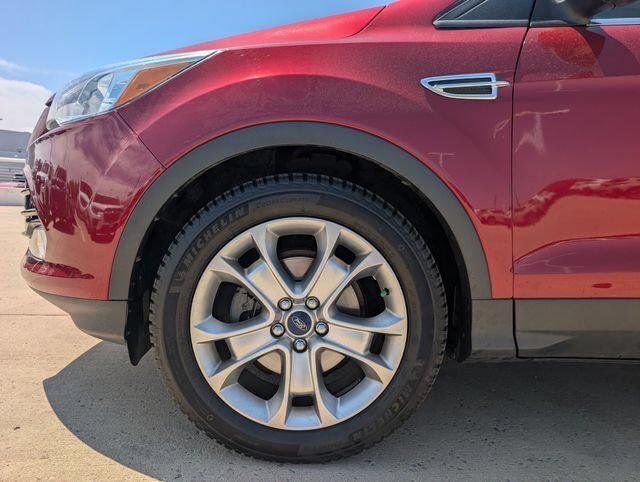 Used 2016 Ford Escape Titanium FWD image 10