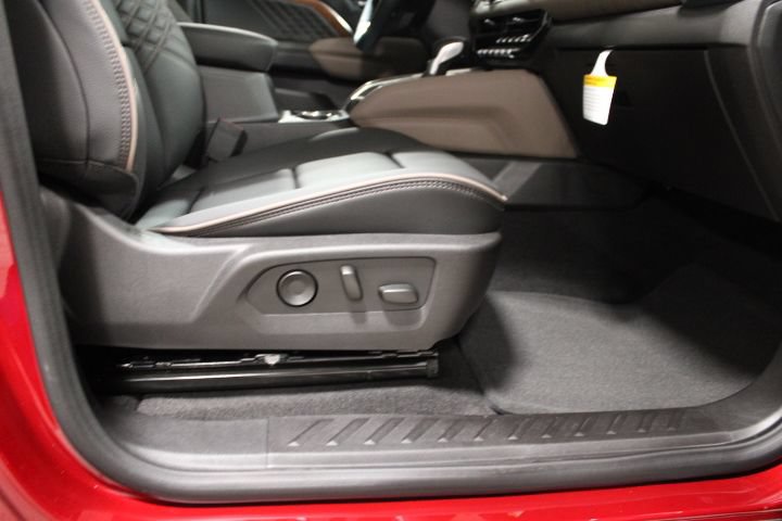 New 2026 GMC Canyon Denali AWD/4WD image 28