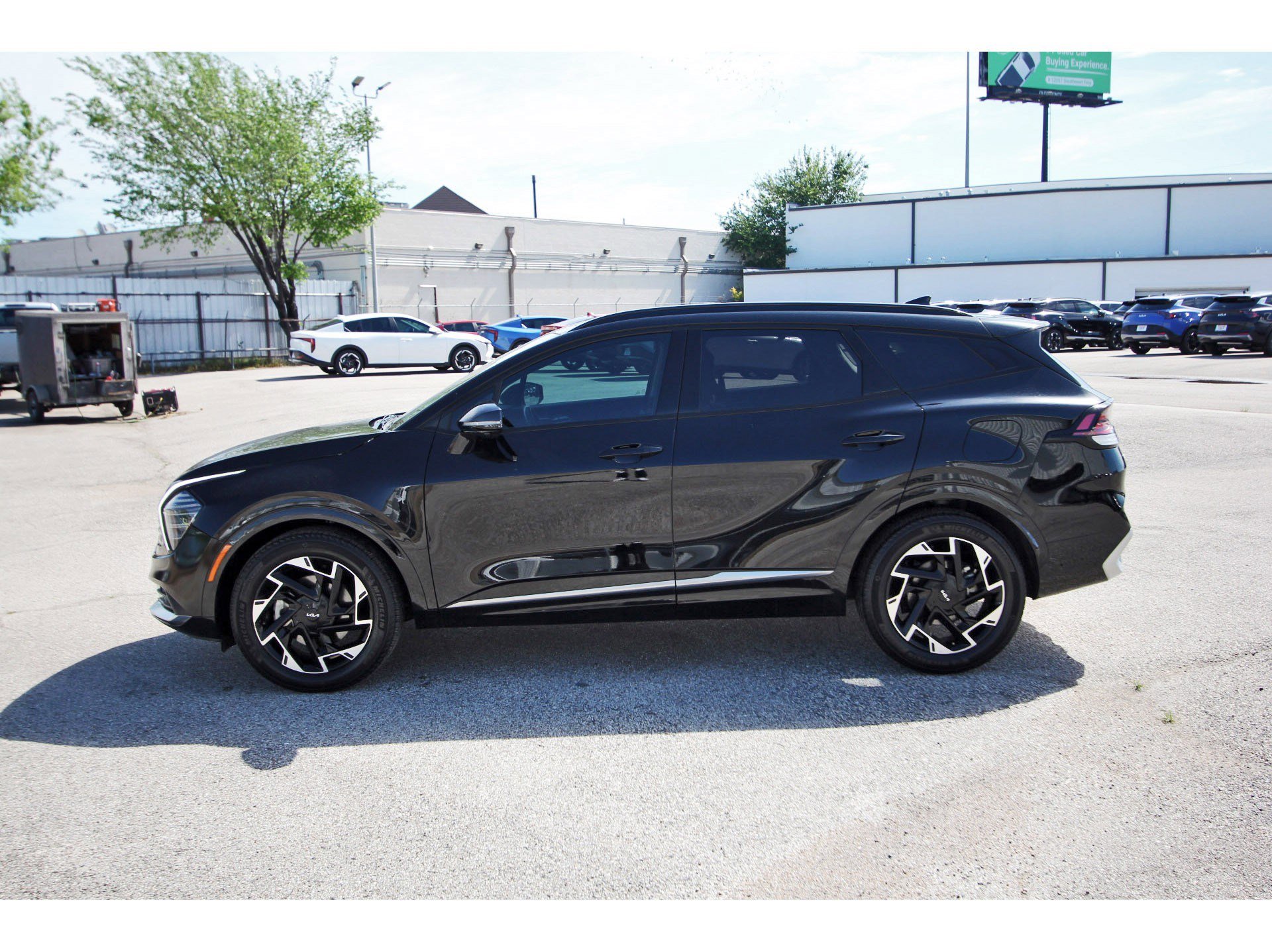 Certified 2023 Kia Sportage SX image 4