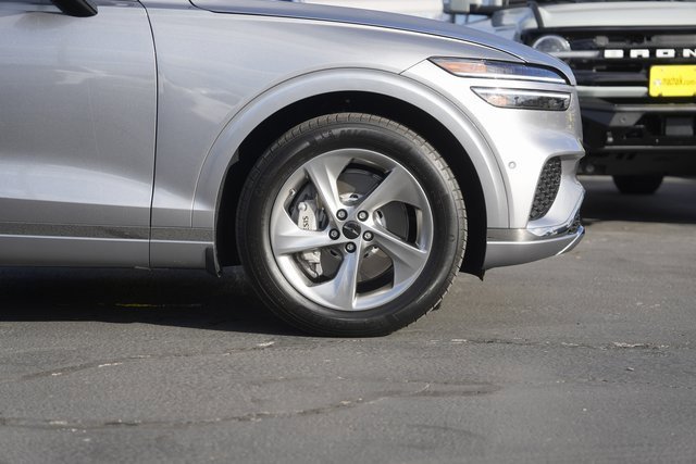 Used 2026 Genesis GV70 2.5T Advanced image 4