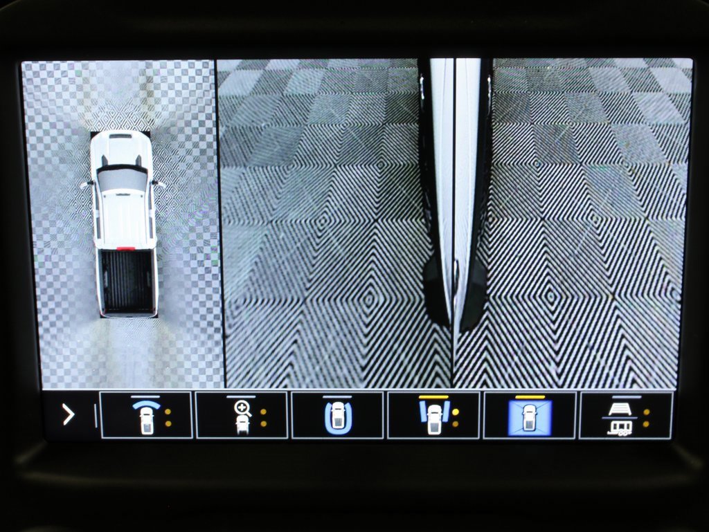 Used 2023 Chevrolet Silverado 2500 High Country w/ Z71 Off-Road Package image 20