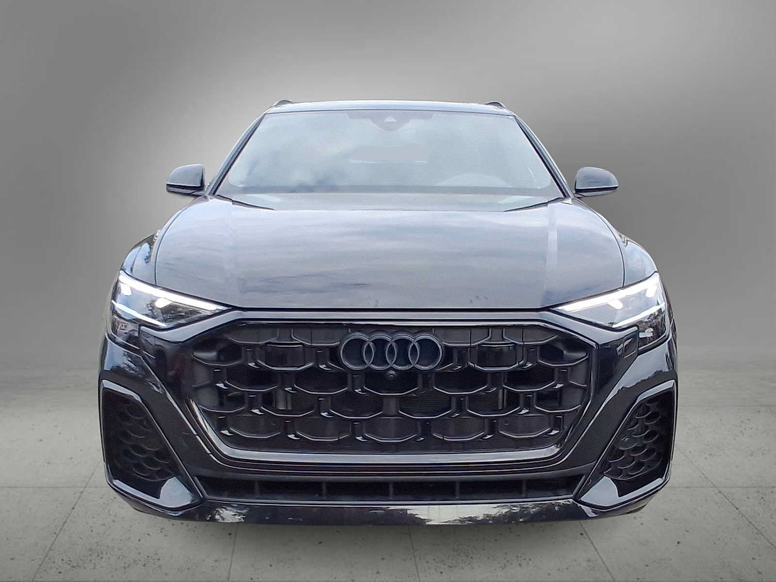 Certified 2024 Audi Q8 Premium Plus AWD/4WD image 3