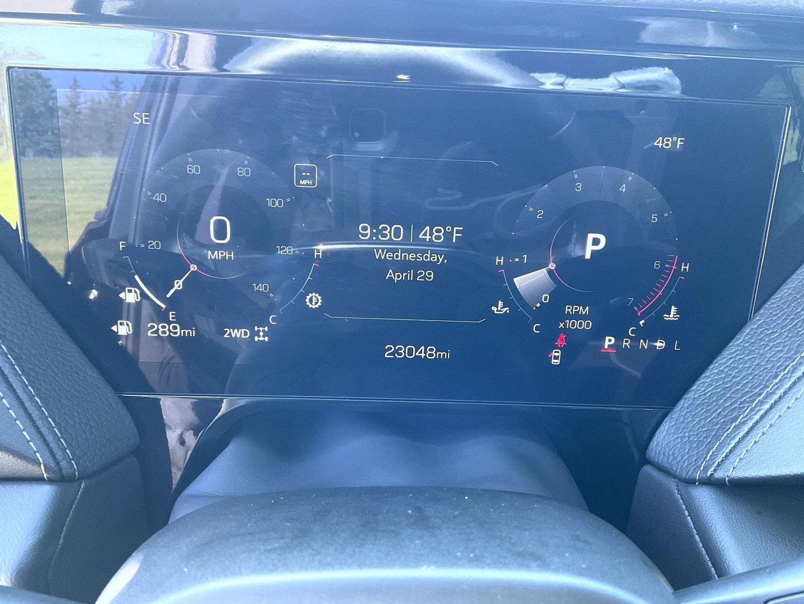 Used 2025 GMC Yukon XL Denali AWD/4WD image 14