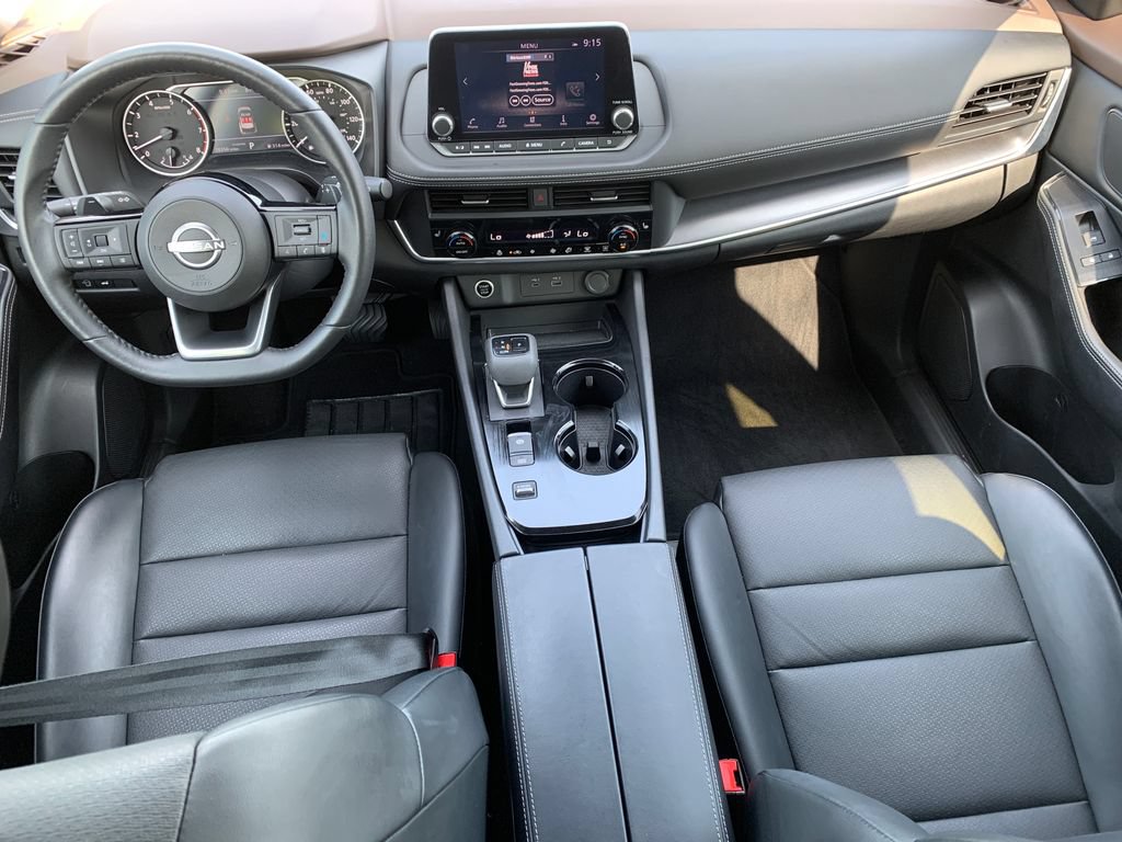 Used 2023 Nissan Rogue SV w/ SV Premium B Package FWD image 15