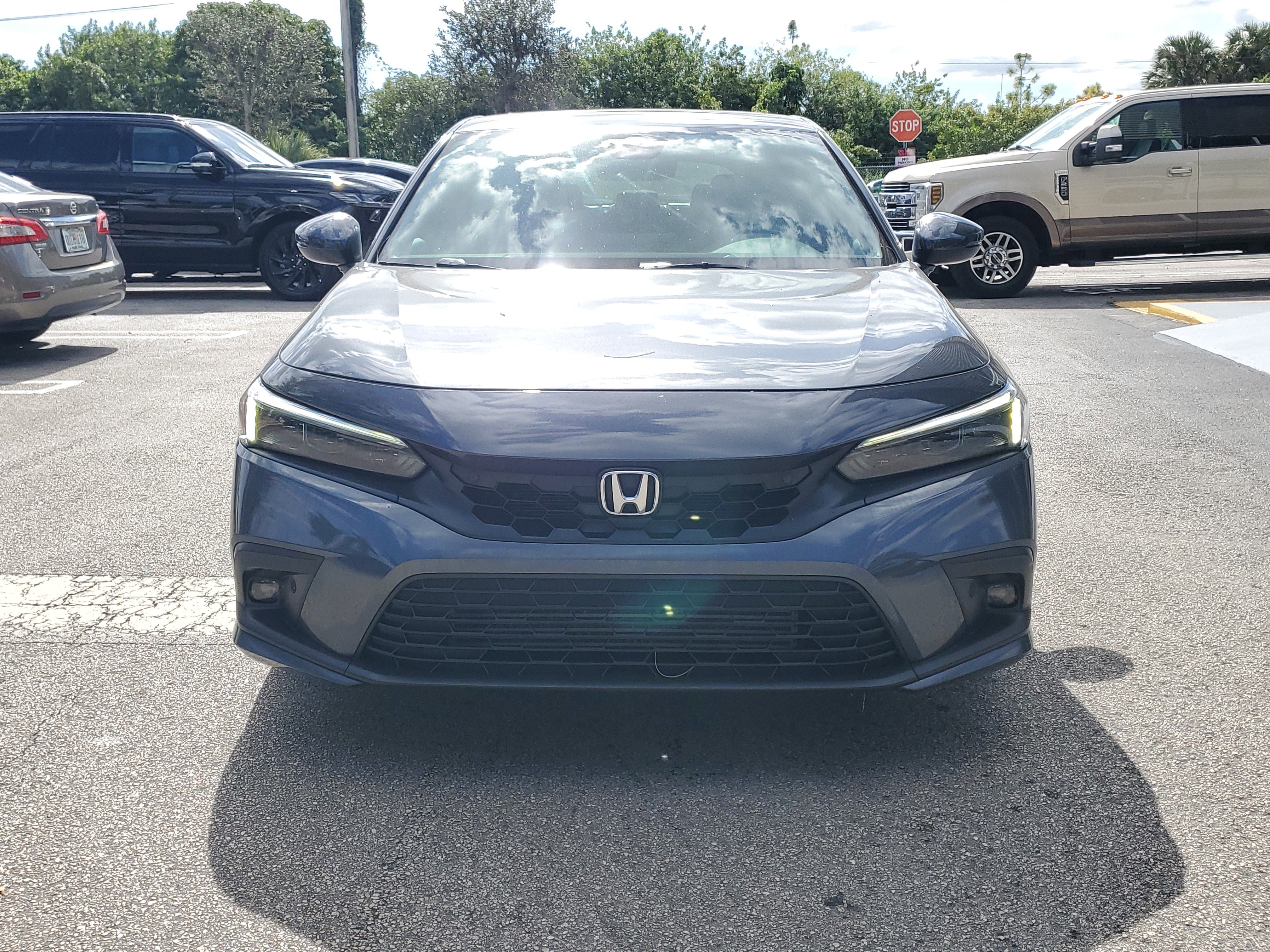 Used 2022 Honda Civic Sport Touring image 2
