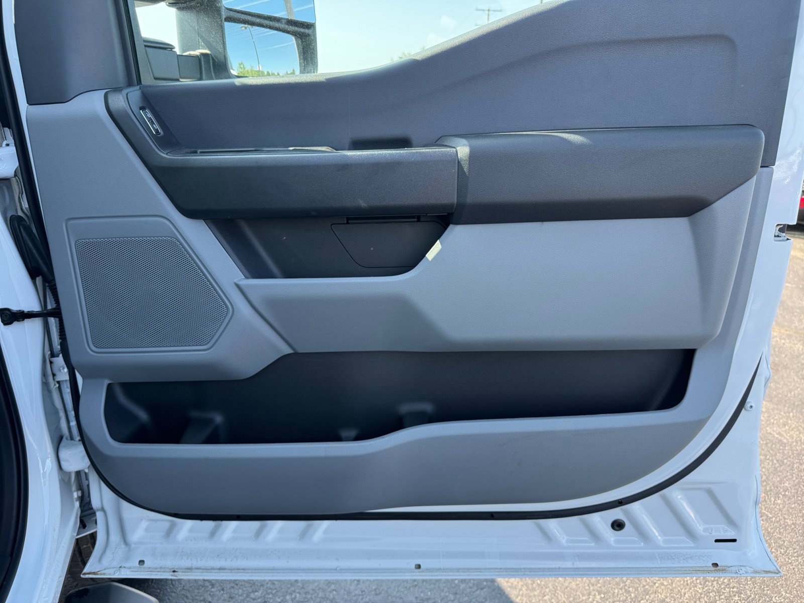 New 2024 Ford F250 4x4 Regular Cab Super Duty image 29