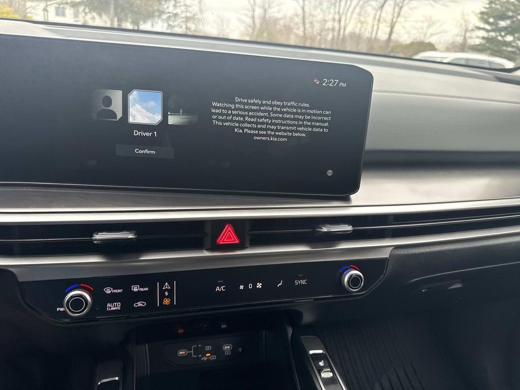 New 2026 Kia Sorento S image 9