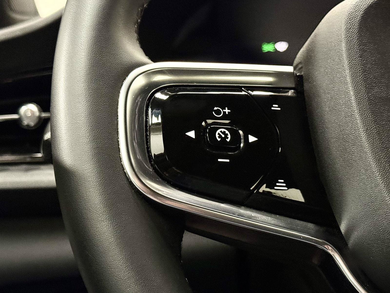 Used 2024 Polestar Polestar 2 AWD/4WD image 17