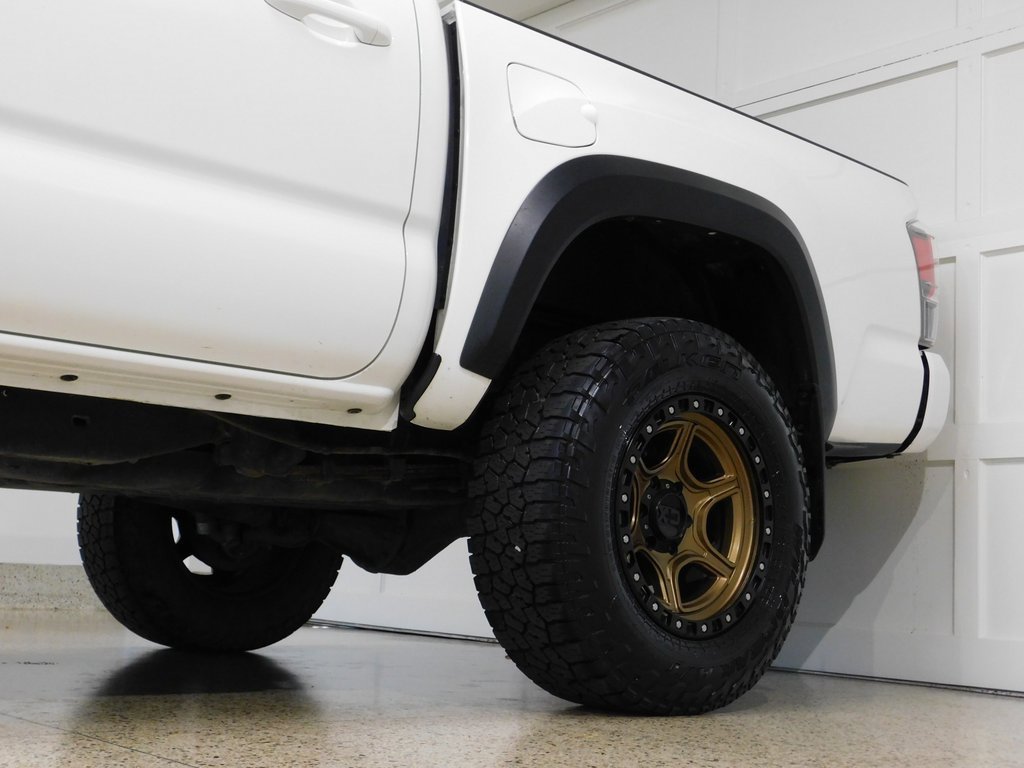 Used 2019 Toyota Tacoma TRD Pro image 24