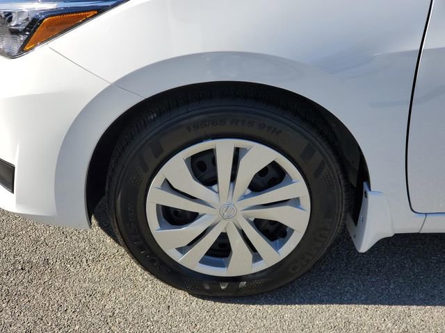 Used 2025 Nissan Versa S w/ Trunk Package image 9