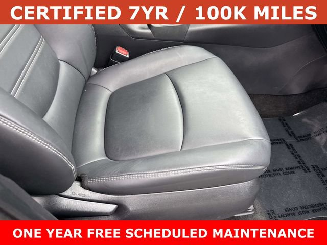 Used 2021 Toyota RAV4 XLE Premium w/ Carpet Mat Package (TMS) FWD image 10