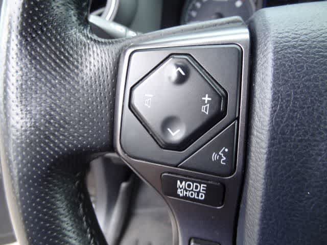 Used 2019 Toyota Tacoma TRD Off-Road w/ Technology Package AWD/4WD image 16