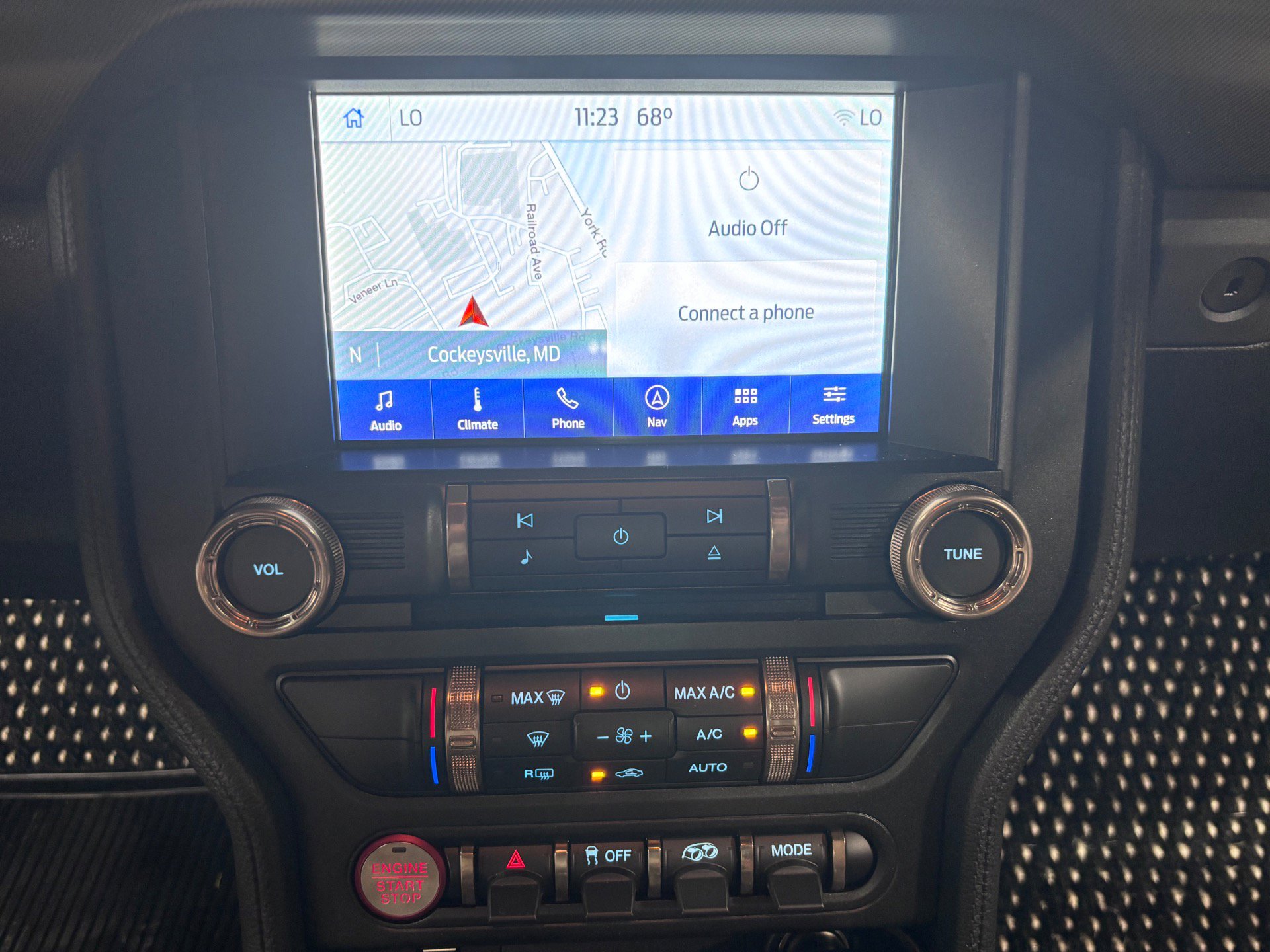 Used 2022 Ford Mustang Shelby GT500 w/ Technology Package image 29