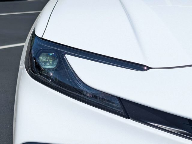 New 2026 Toyota Camry SE FWD image 9
