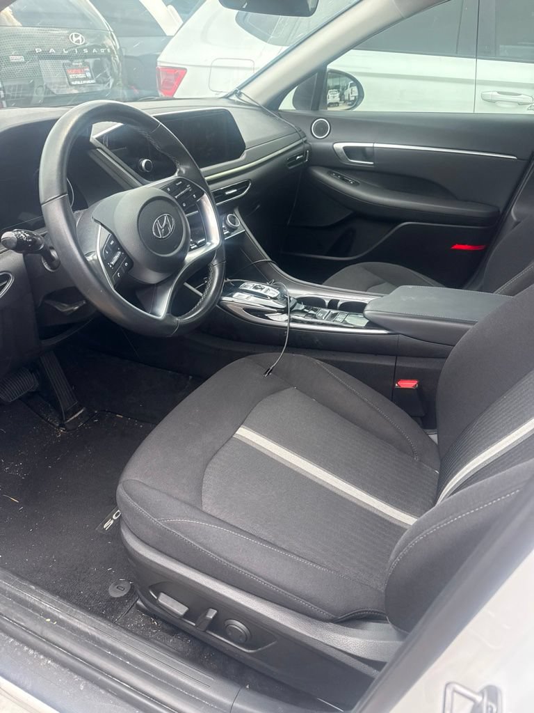 Used 2023 Hyundai Sonata SEL w/ Convenience Package FWD image 2