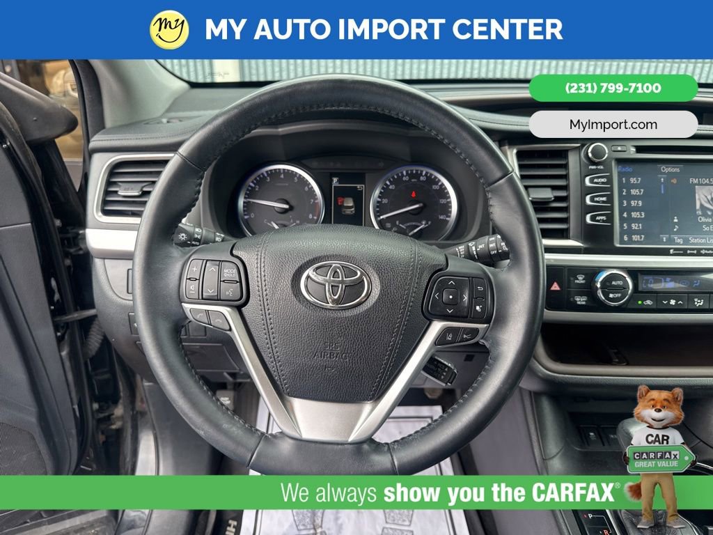 Used 2018 Toyota Highlander XLE AWD/4WD image 15