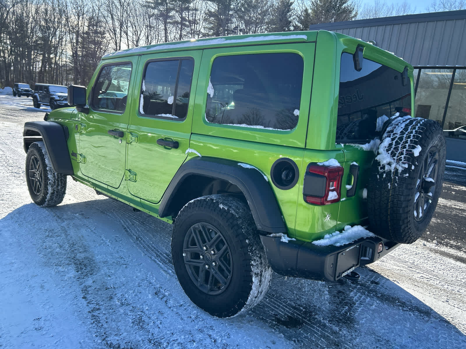 Used 2025 Jeep Wrangler Sport S image 15