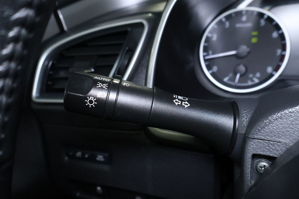 Used 2023 Nissan Murano SV image 23