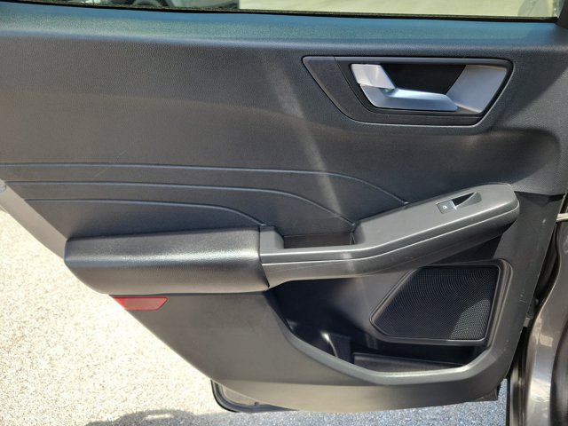 Certified 2025 Ford Escape ST-Line FWD image 13