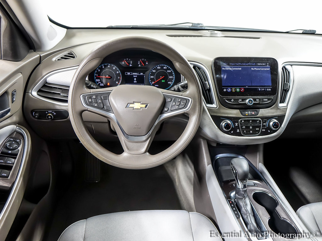 Used 2022 Chevrolet Malibu LT FWD image 12